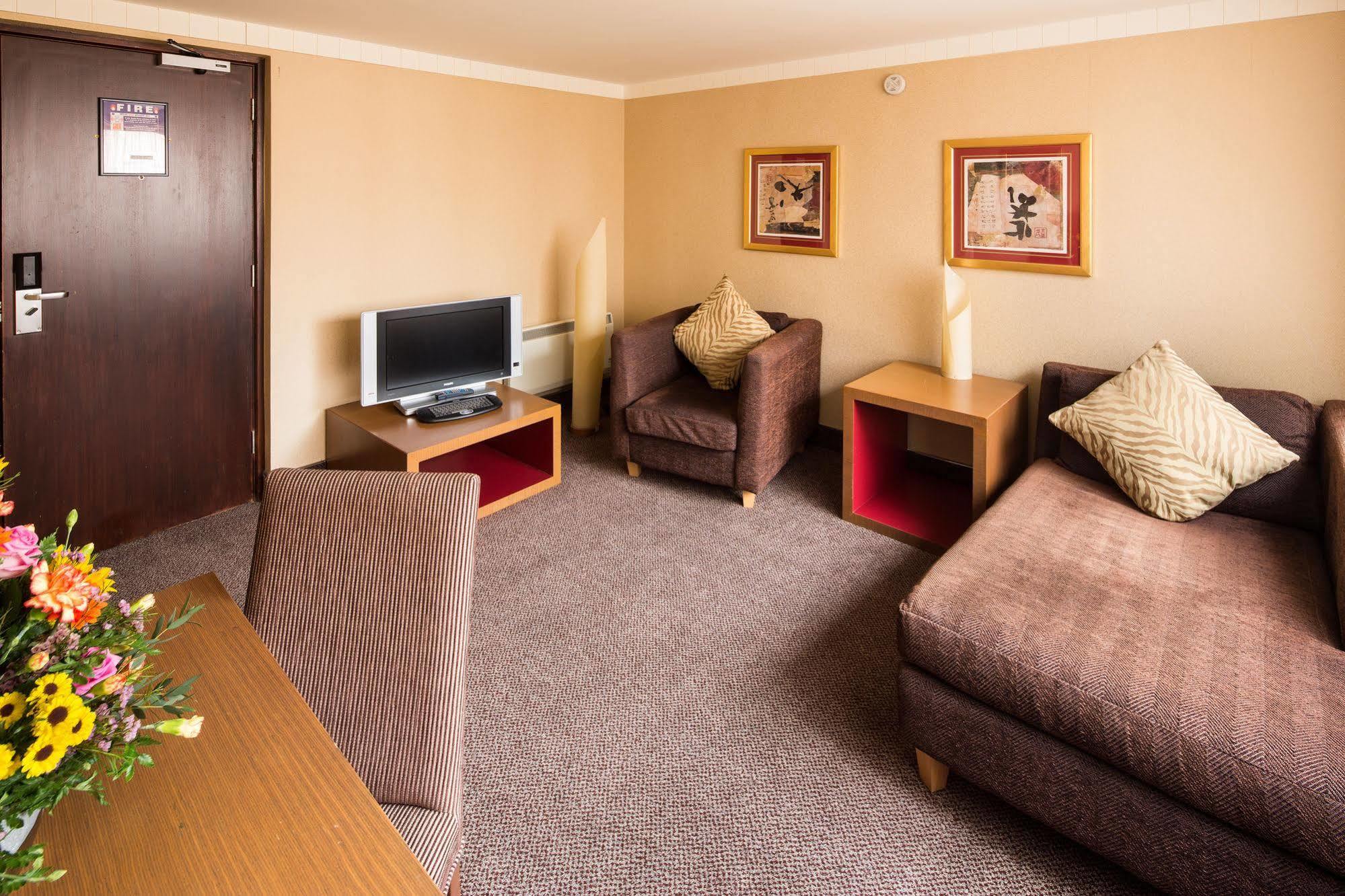 Mercure Swansea Hotel Buitenkant foto